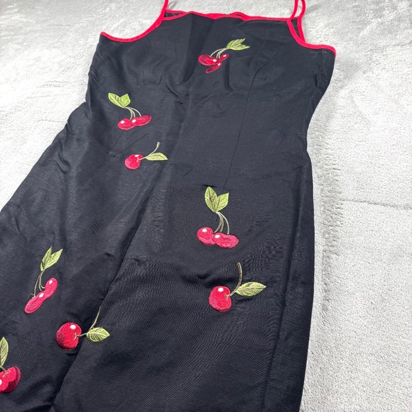 Jessica Howard Petite 12P Black Linen Cherry Embroidered Dress Retro Pinup - Picture 2 of 9